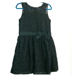 Deep green lace formal dress